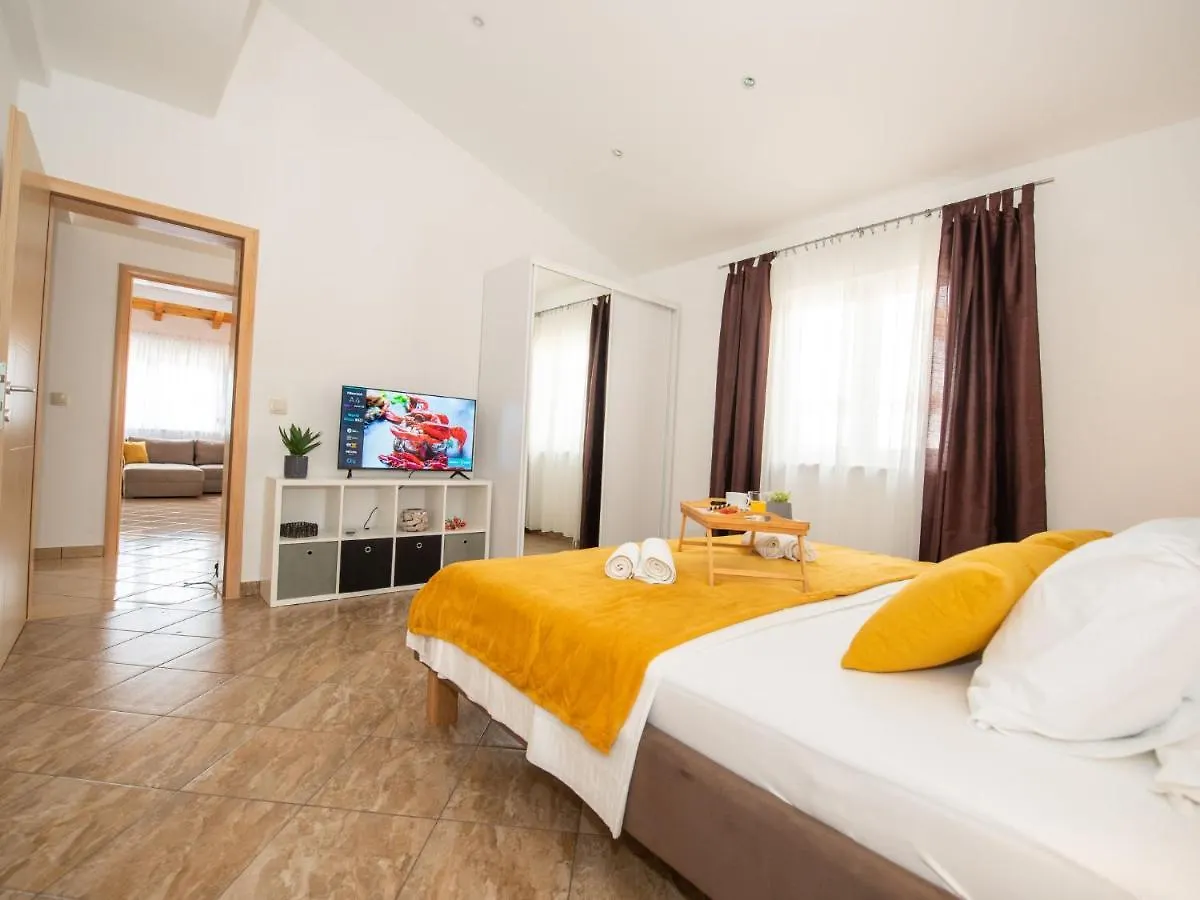 Holiday Home Kuca Luka By Interhome Plano Croatia